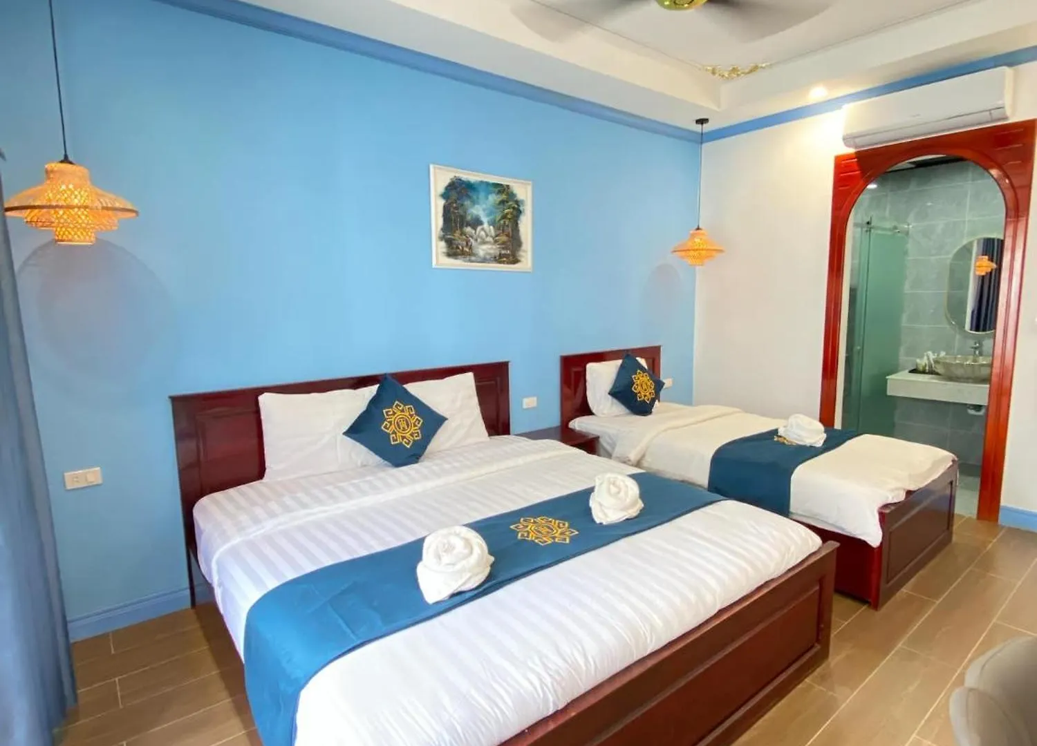 ****  לואנג פרבאנג Sadakham Diamond Hotel לאוס